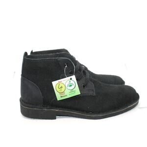 Safari by Bata Black Suede Lace Up Chukka Boots Made in Kenya sz 8 US NEW
